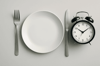 Intervallfasten zum Abnehmen: Der komplette Guide zur 16:8-Methode